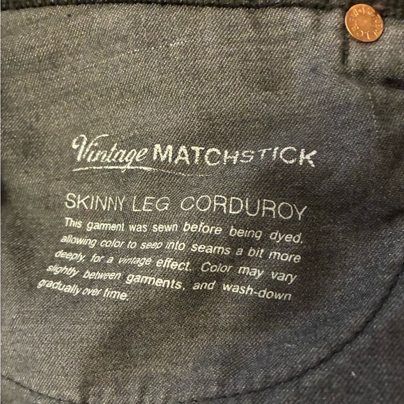 J Crew Vintage Matchstick Skinny Leg Black Corduroy Pants Size 29R - Picture 3 of 5